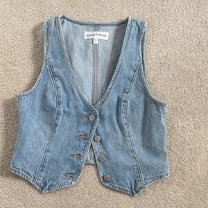Aritzia Denim Forum Light Blue Sleeveless vest small